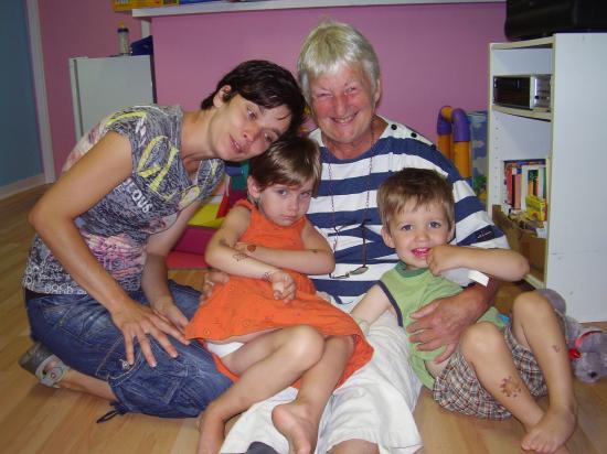 Mamy nous a visité avant de partir à France.